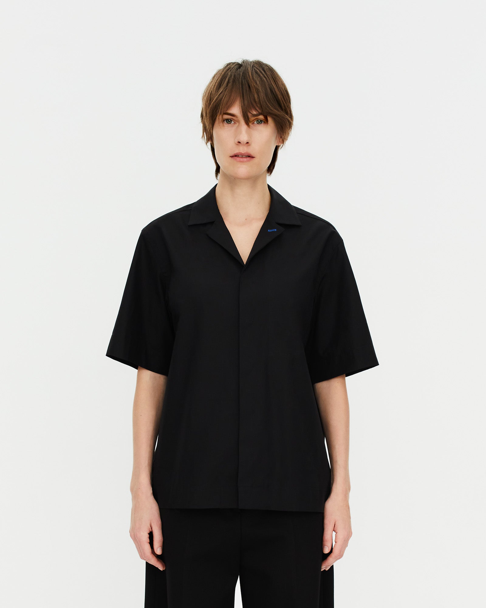 Unisex short sleeve shirt