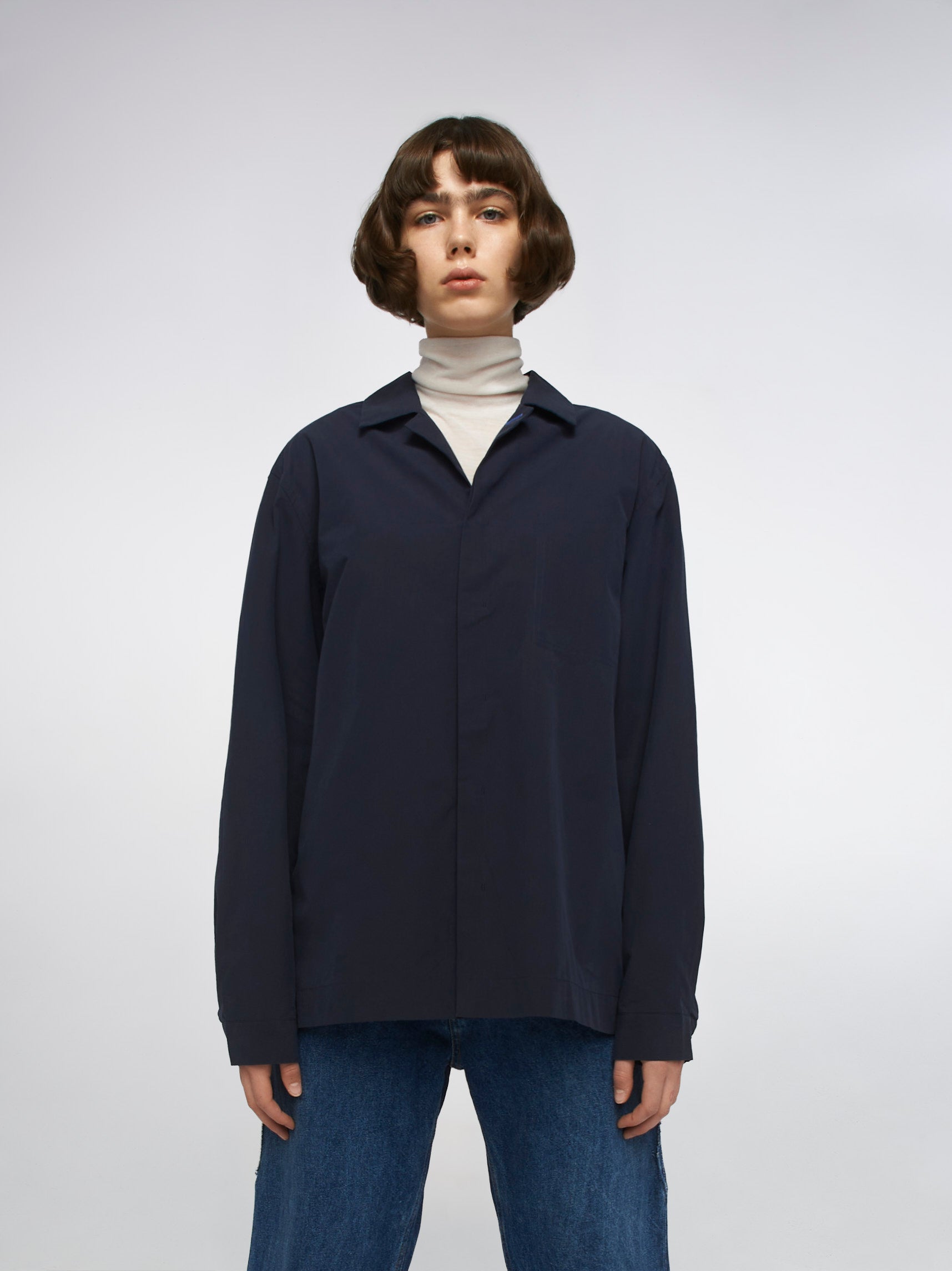Unisex shirt with open collar